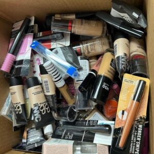 Alternative view of Buy Cosmetic boxes pallet wholesale