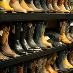cowboy boots liquidation pallet