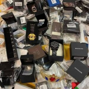 Casual Watches Wholesale Pallets – 200+ Stylish Watches for Resellers
