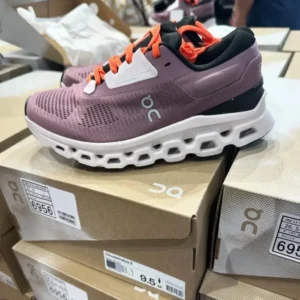 Comfort Cloud Sneakers Pallets | 50 Pairs Wholesale