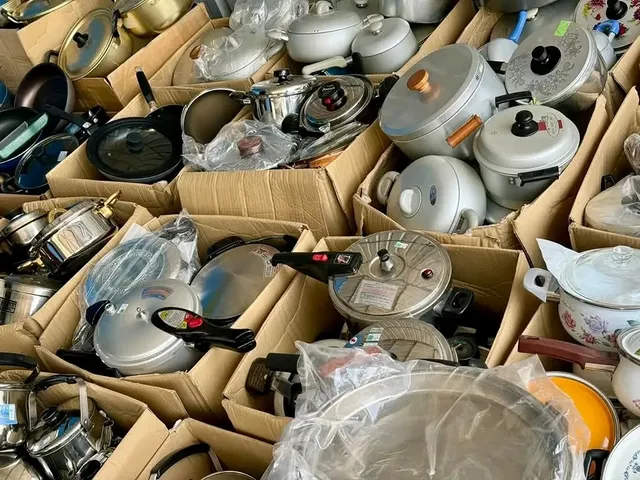 Cookware and Kitchenware Pallet