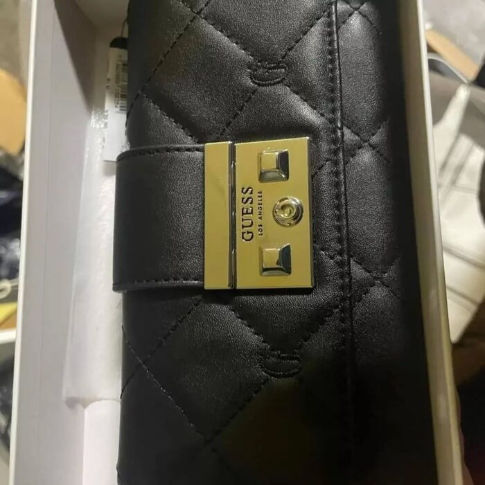 Designer Handbag Pallets | Wholesale 200+ Purses Brand Mix