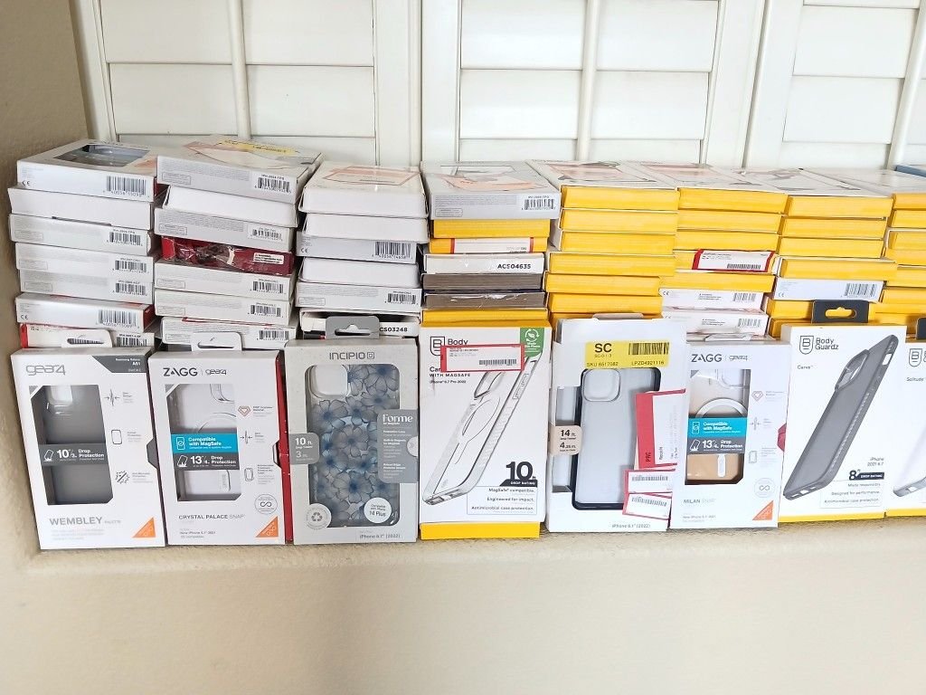 iPhone cases wholesale pallet - Pallet Liquidation Loads