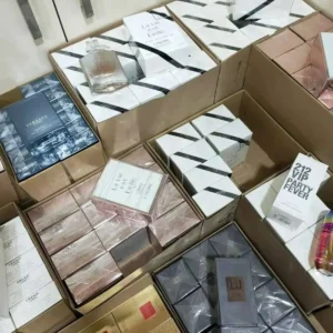 Perfumes Pallet