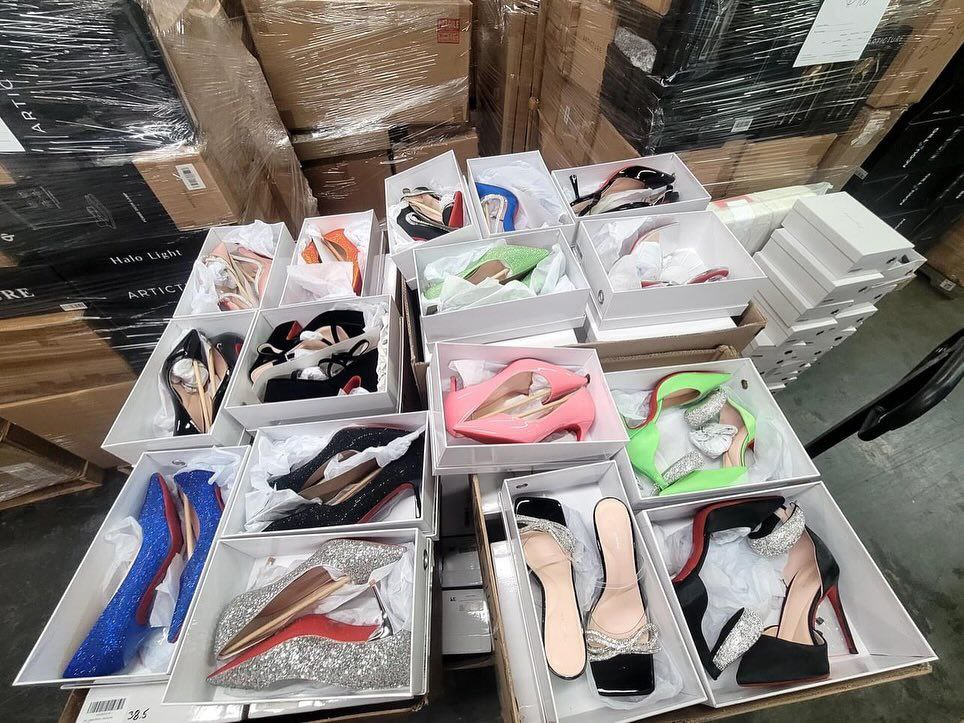 Wholesale Female Shoes Liquidation Pallets | 70 Pairs Per Pallet