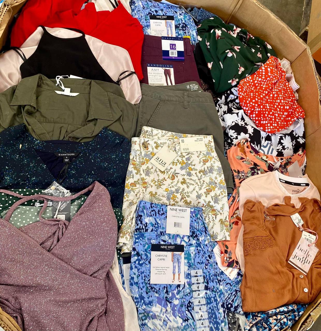 Wholesale Macy’s Women’s Clothing Pallets | Brand New & Clearance Apparel